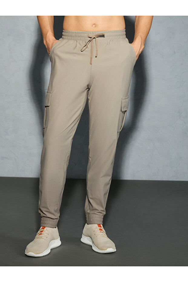 Solid Regular Fit Cargo Joggers with Drawstring - 5
