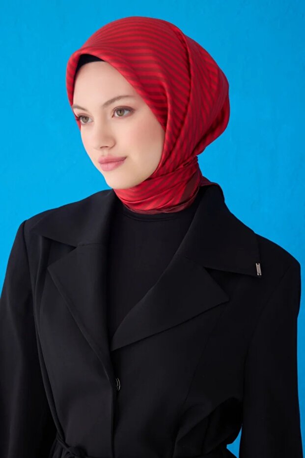 وشاح حريري من نسيج التويل 4115D نمط مخطط عنابي-