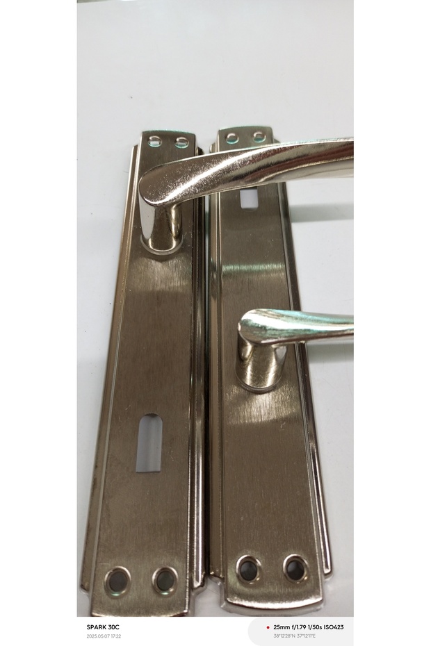 مقبض باب كروم - 3