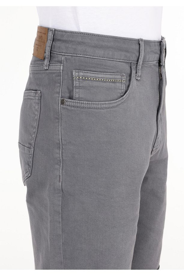 Regular Fit Orta Bel Düz Erkek Gri Şort - 5