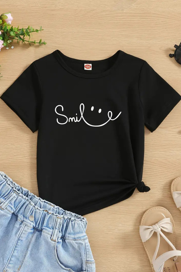 قميص ابتسامة كبير الحجم