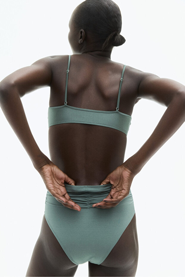 Dolgulu Bikini Üstü - 3