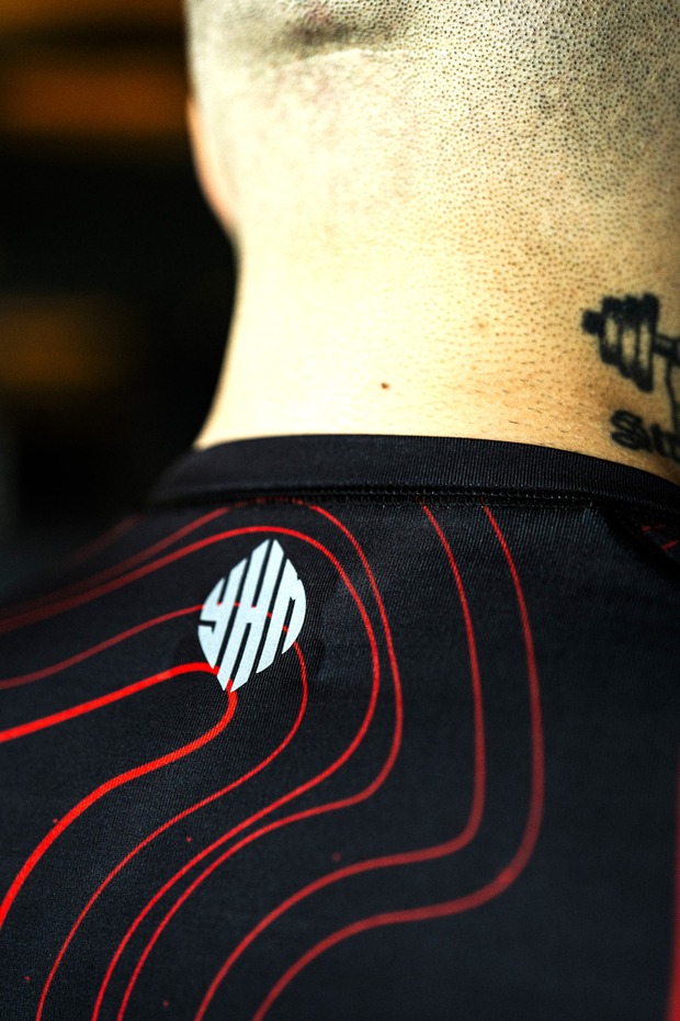 BreezyMax Red Wavy Compression Tshirt - 6