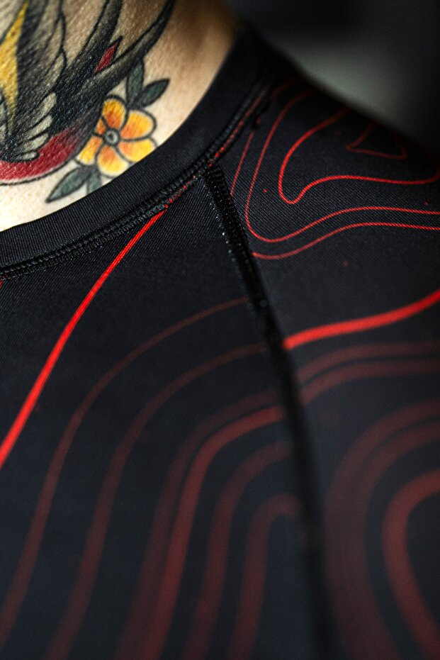 BreezyMax Red Wavy Compression Tshirt - 5