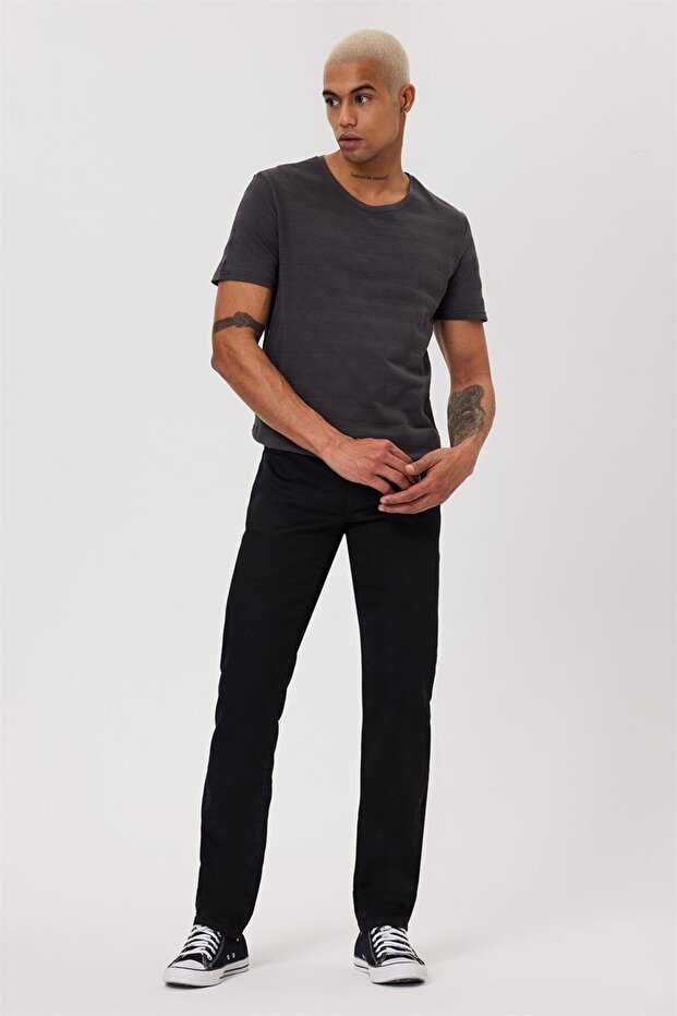 Jagger Men's Slim Straight Slim Fit Regular Waist Straight Leg Jeans Gray