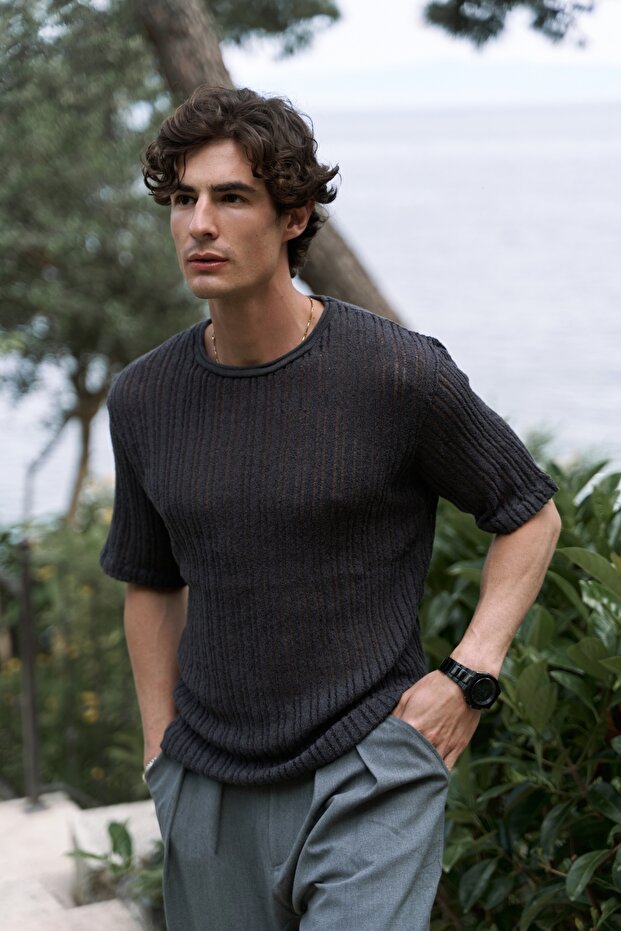 Joseph Men's Round Collar Smoked Knitwear T-Shirt