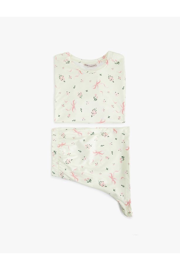 Kısa Kollu Bisiklet Yaka Çiçekli Şortlu Pijama Takımı - 3