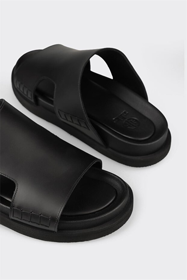 Siyah Deri Erkek Terlik - 5