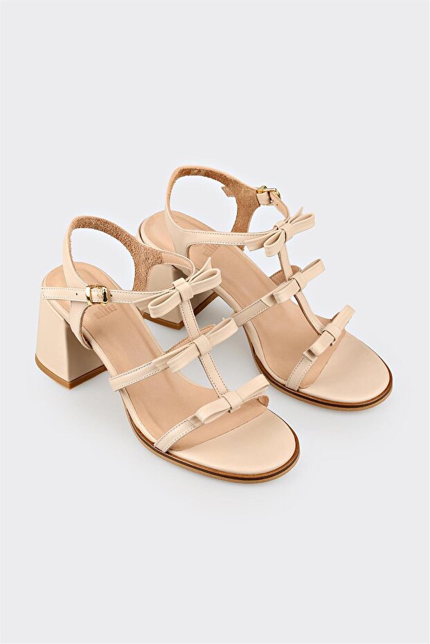 Bej Deri Kadın Sandalet - 2
