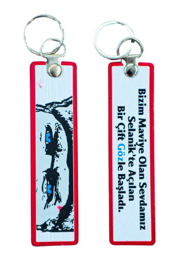 A Pair of Blue Eyes - Keychain