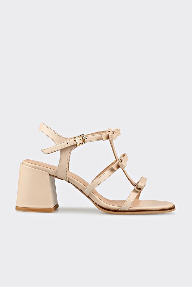 Bej Deri Kadın Sandalet - 1