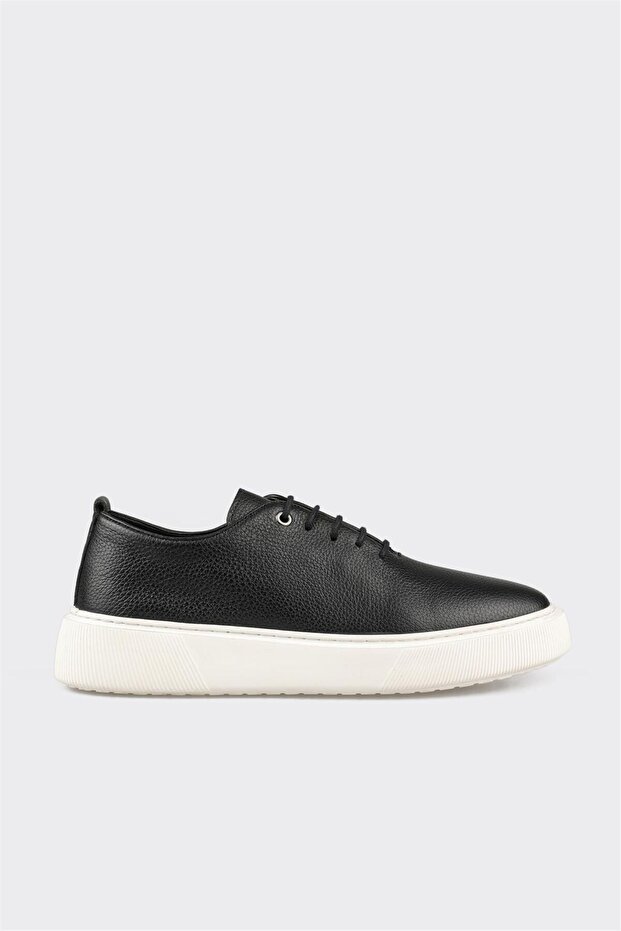 Black Leather Men's Casual Shoes