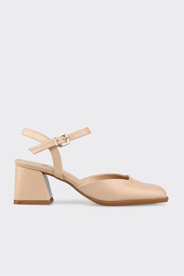 Tocuri înalte de damă bej - 1