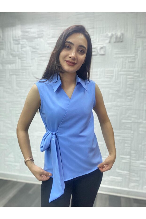 Önü Bağlama Detaylı Bluz - 3