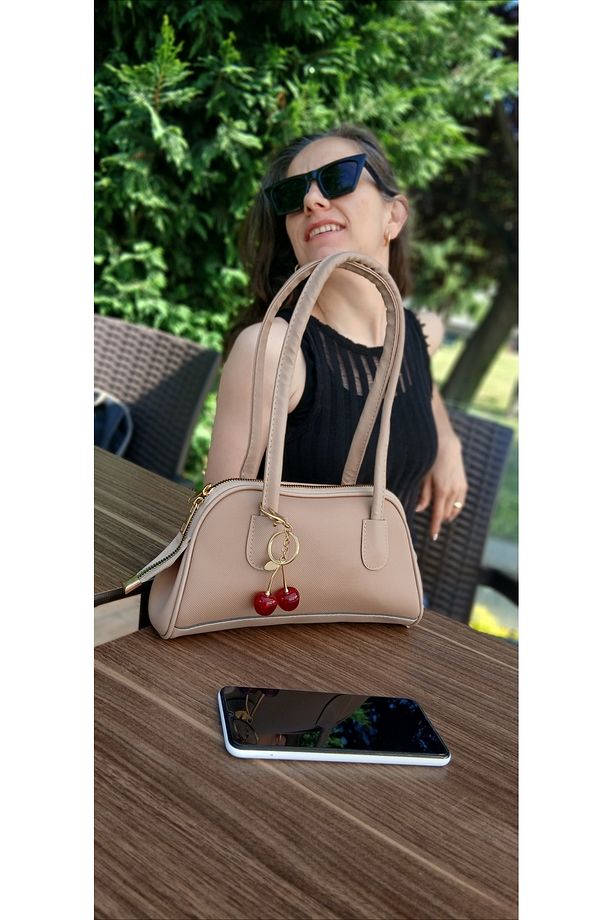 Elodie: Vizon Rengi ile Zarafetin ve Şıklığın Buluştuğu Nokta - Kiraz Charm Hediyeli! - 4