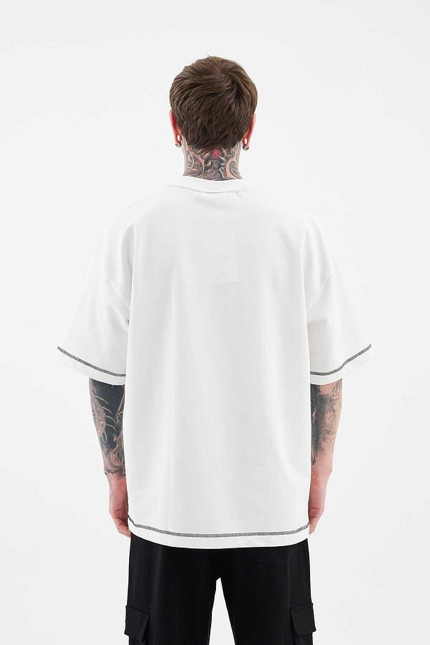 Erkek Stitch Detailed Split Oversize Ekru Tişört - 5