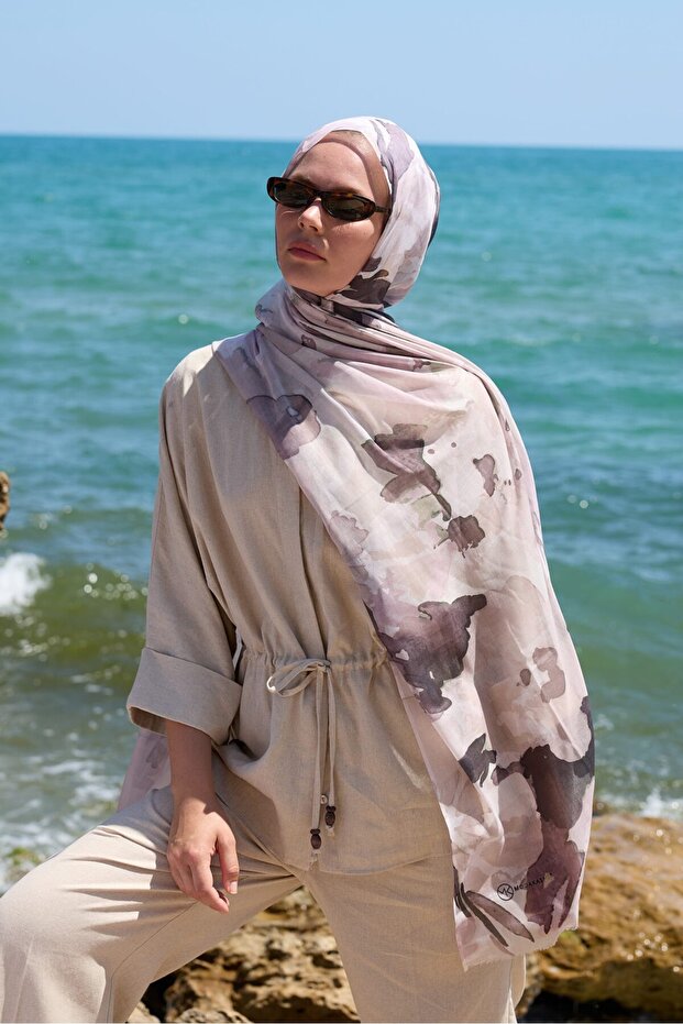 Mirelya Pattern Moon Shawl - 1