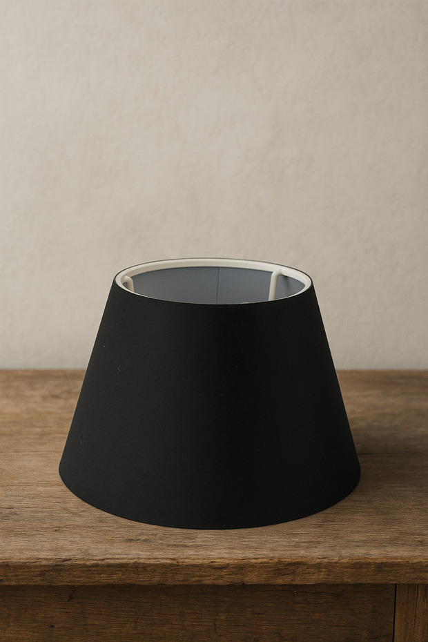Siyah Abajur Başlığı 22cm