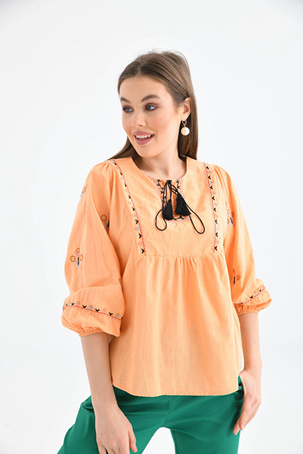 Tkano Bluza sa vezom - 7