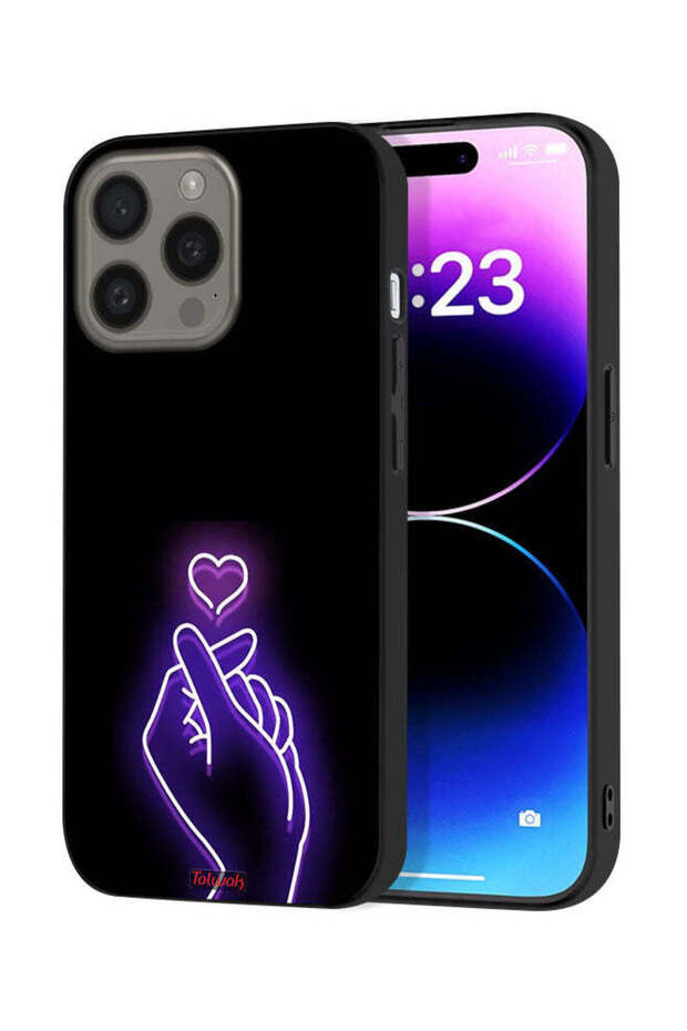 غطاء حماية لجهاز Apple iPhone 15 Pro Max بتصميم قلب صغير