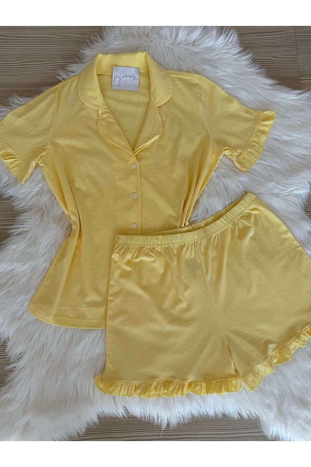 Sarı Pamuklu Kol ve Paça Fırfır Detaylı Kısa Kol Önden Düğmeli Şortlu Pijama Takımı - 1