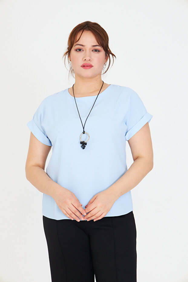Kadın Modern Kolyeli Basic Bluz | Minimal ve Zarif Stil - 1