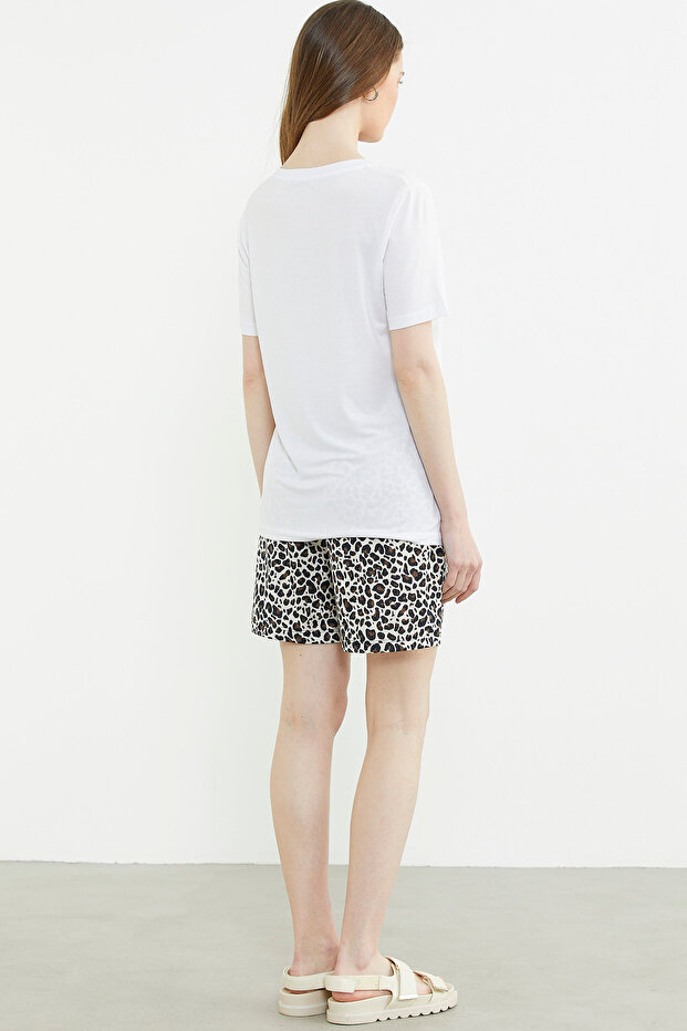 طقم شورت بطبعة الفهد - إكرو - 6