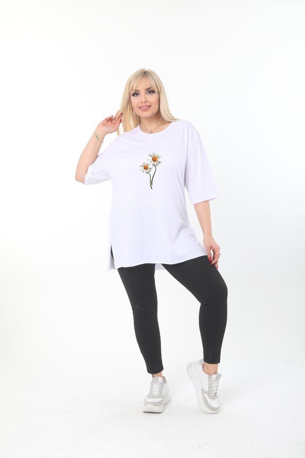 Large Size Knitted Viscose White Printed Salas T-Shirt