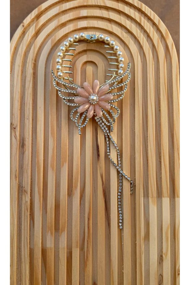 Gold Metal Steel Spring Knob Buckle Pearl Dangle Butterfly Detailed Buckle