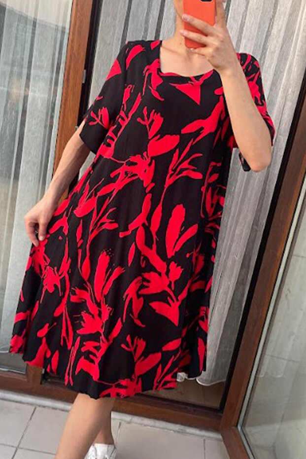 Women's Red Round Neck Retro Patterned Short Sleeve Loose Midi Dress