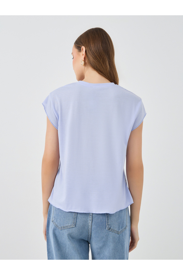 تي شيرت سادة برقبة دائرية وقصة عادية - 4