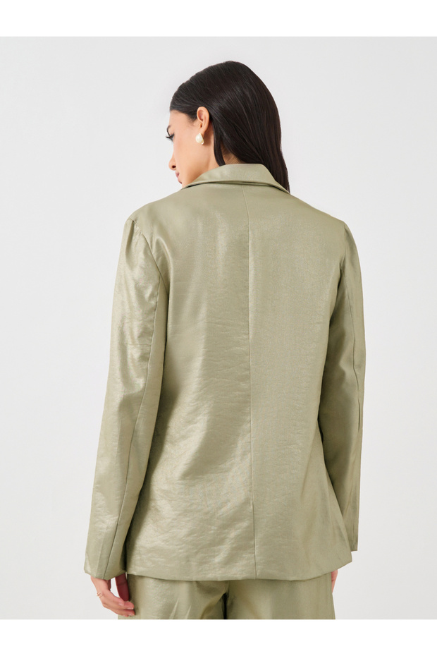 سترة بليزر سادة بقصّة عادية وصدر واحد - 5