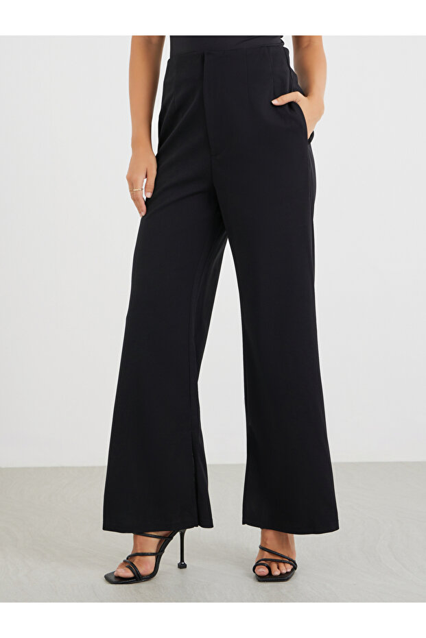 بنطلون واسع من الأسفل بقصة خصر مدببة مع فتحة جانبية - 3