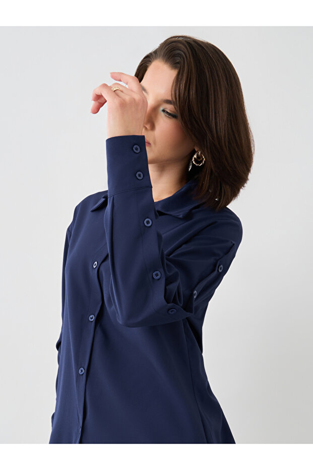 Solid Spread Collar Oversized Shirt
