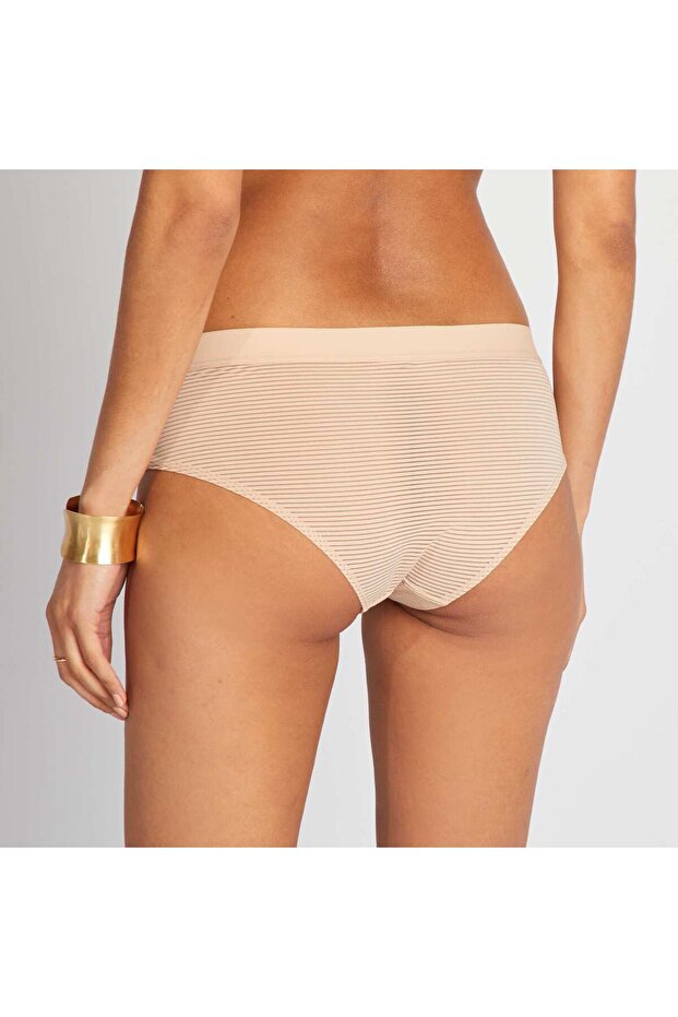 شورت من الألياف الدقيقة باللون الوردي - 2