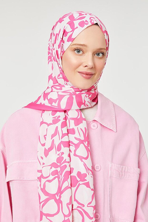 شال أحادي اللون بنمط البرسيم الفوشيا