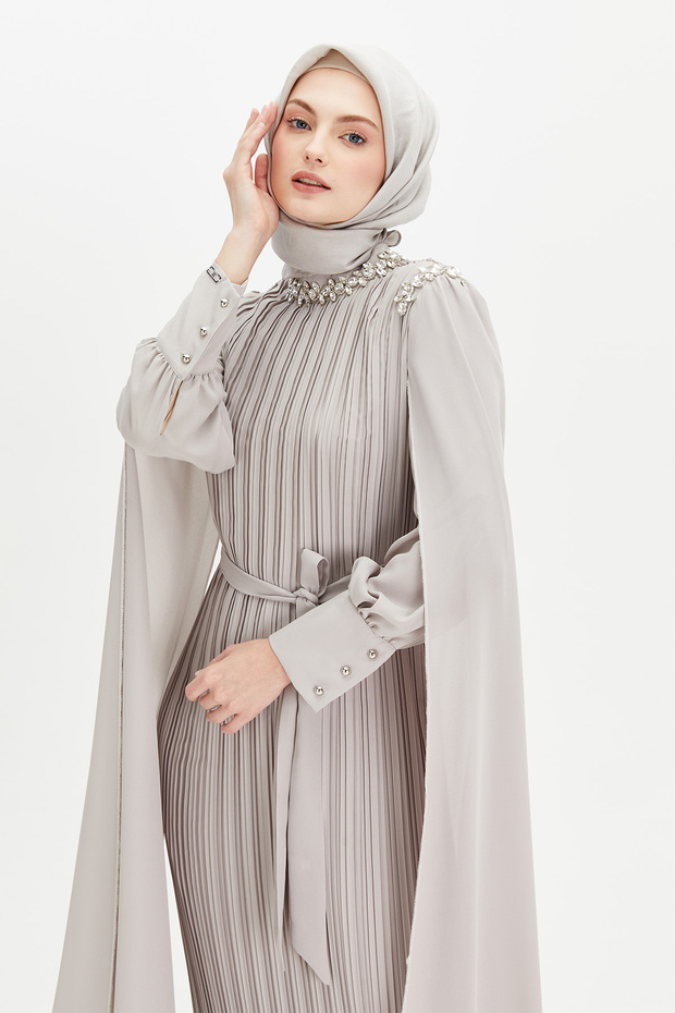 Pelerin Kol Piliseli Elbise - 4