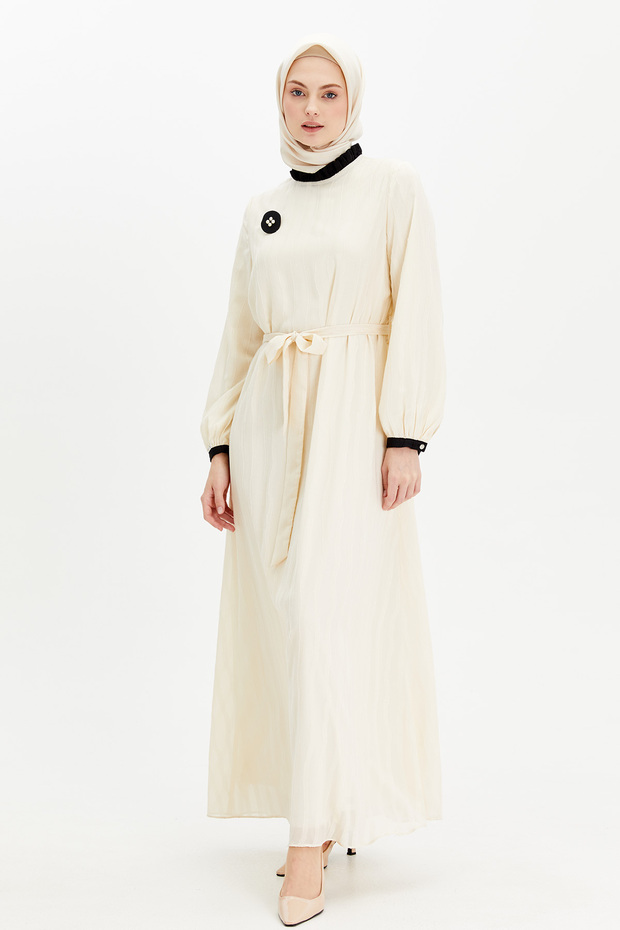 Çıkarılabilir Broşlu Elbise - 2