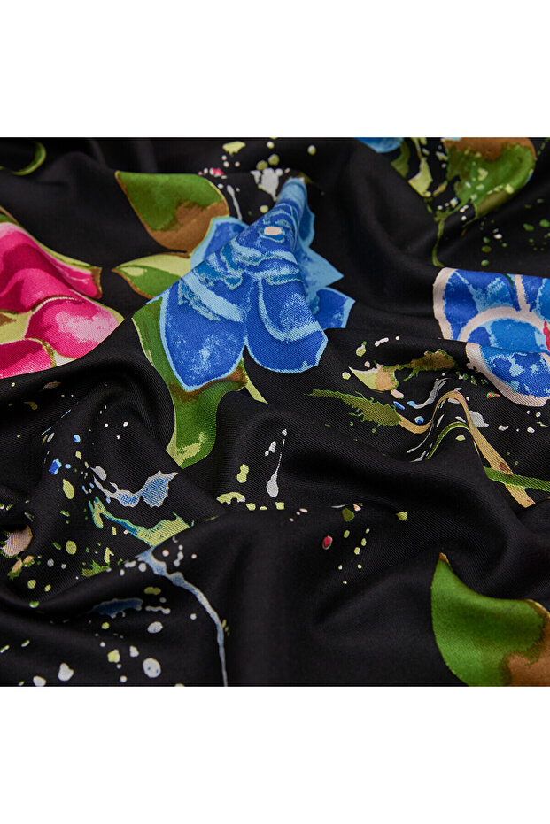 Black Summer Garden Patterned Silk Shawl - 3
