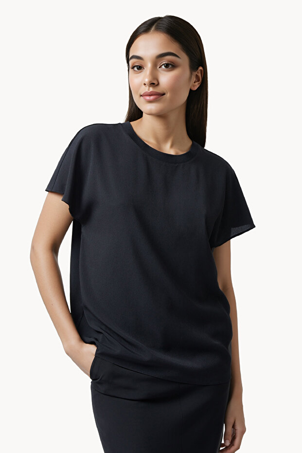 Regular Basic Round Neck Top