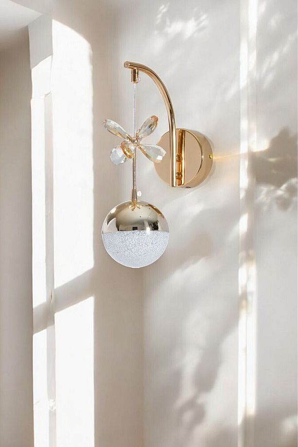 Liora Model Gold Kaplama Salon Mutfak Oturma Yatak Odası Duvar Şık Modern Led Aplik - 1
