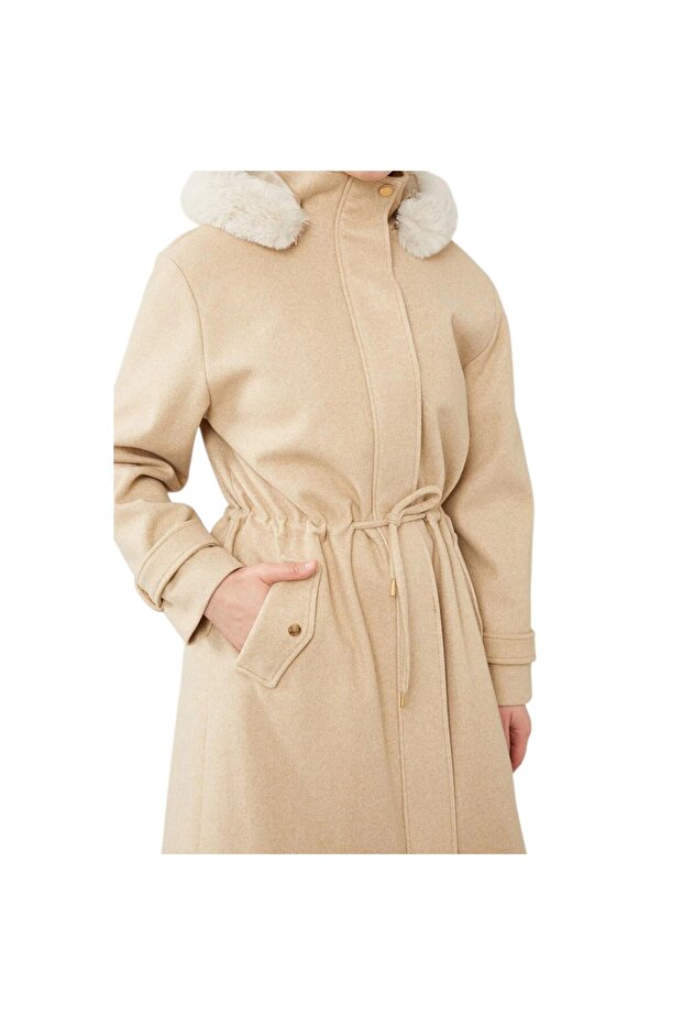 Kapüşonlu Kaban - 5