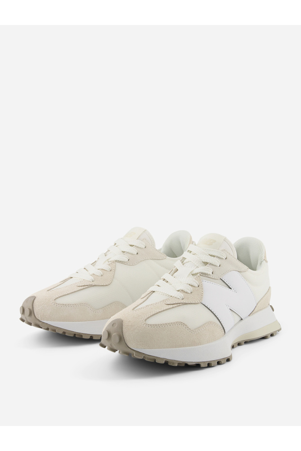 حذاء رياضي 327