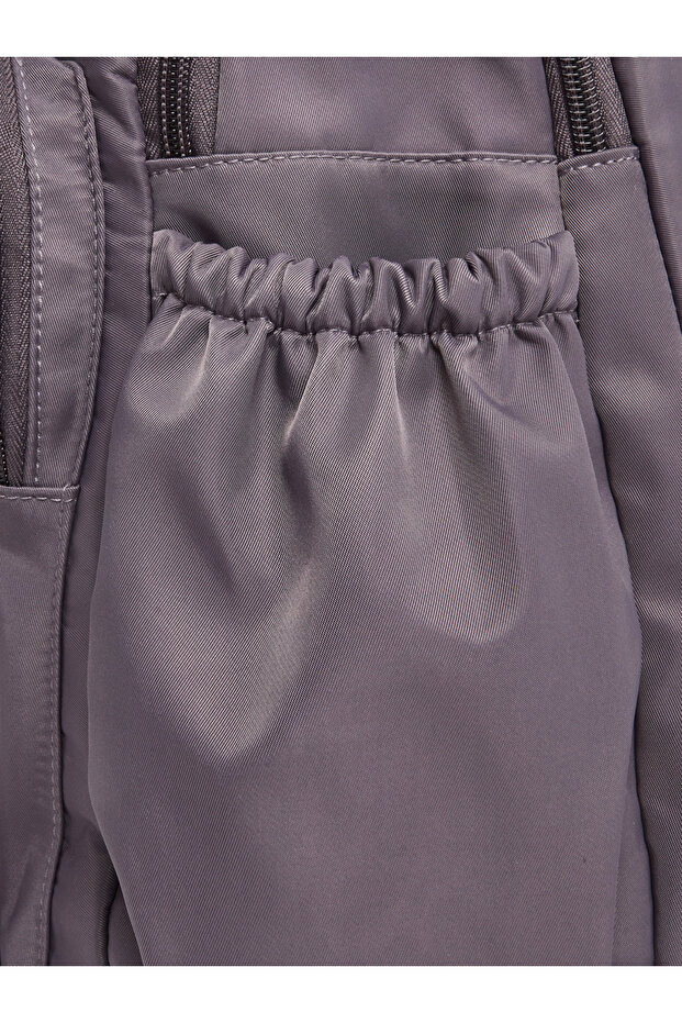 حقيبة ظهر بتفاصيل رقعة مع جيوب خارجية - 4