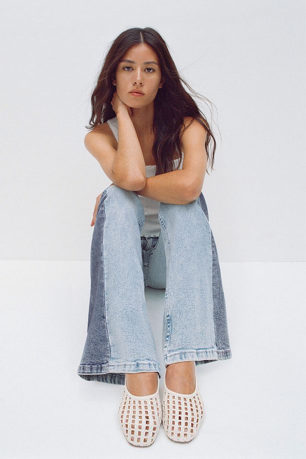 Flared Low Jeans - 2