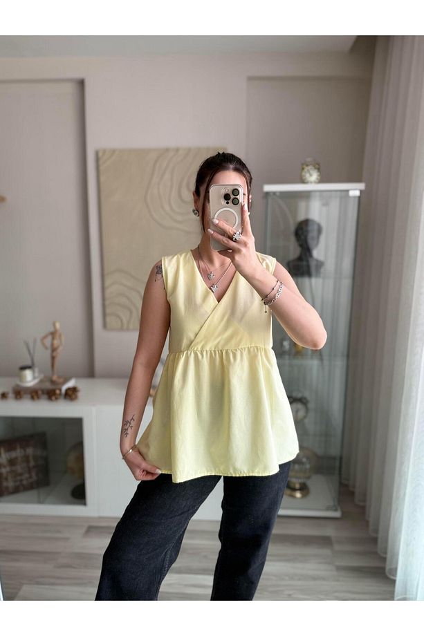 KRUVAZE YAKA SARI KUŞAKLI POPLİN BLUZ - 3