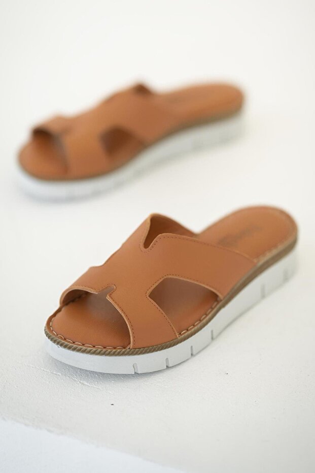 Tokyo Women's Genuine Leather Slippers Tan