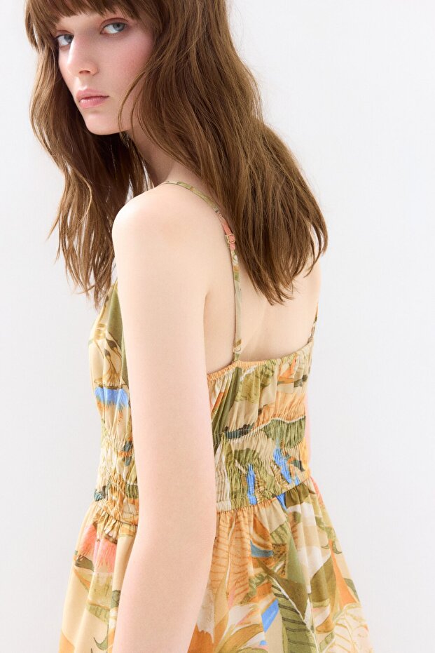 Büzgülü ve Askılı Elbise - 4