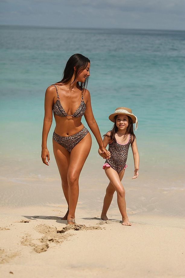 Capetown Leopar Desenli Dolgusuz Çıkarılabilir Kup Üçgen Bikini Üst - 2