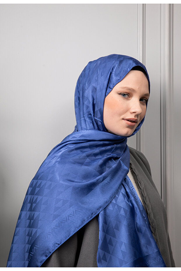 Triangle Pattern Shiny Jacquard Shawl - 6